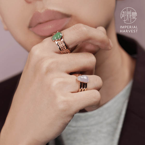 Blog_12.10_Guide to Fine Cabochon_Hulu-Cut Jadeite Cabochon_Model-1